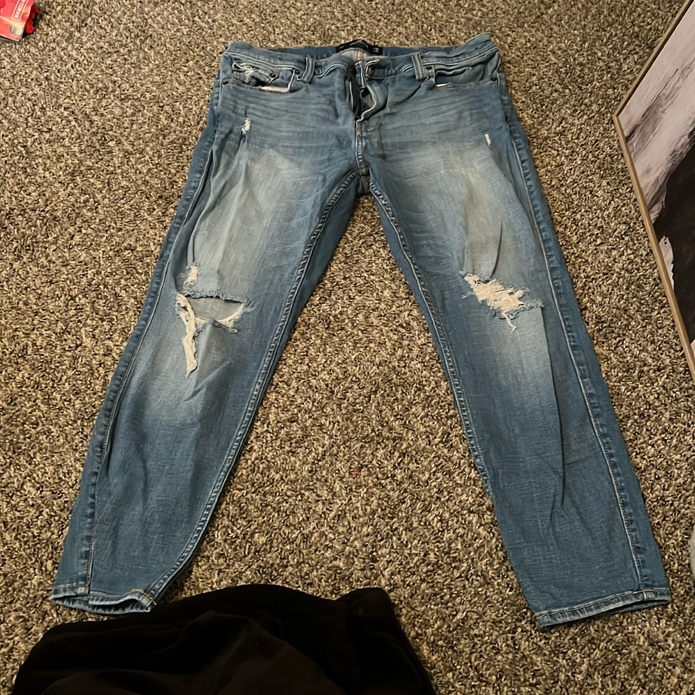 Holster ripped skinny jeans